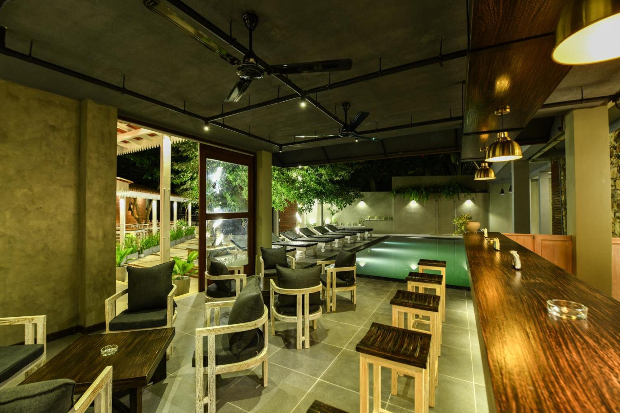 Hiriketiya Beach Resort ディックウェラ エクステリア 写真