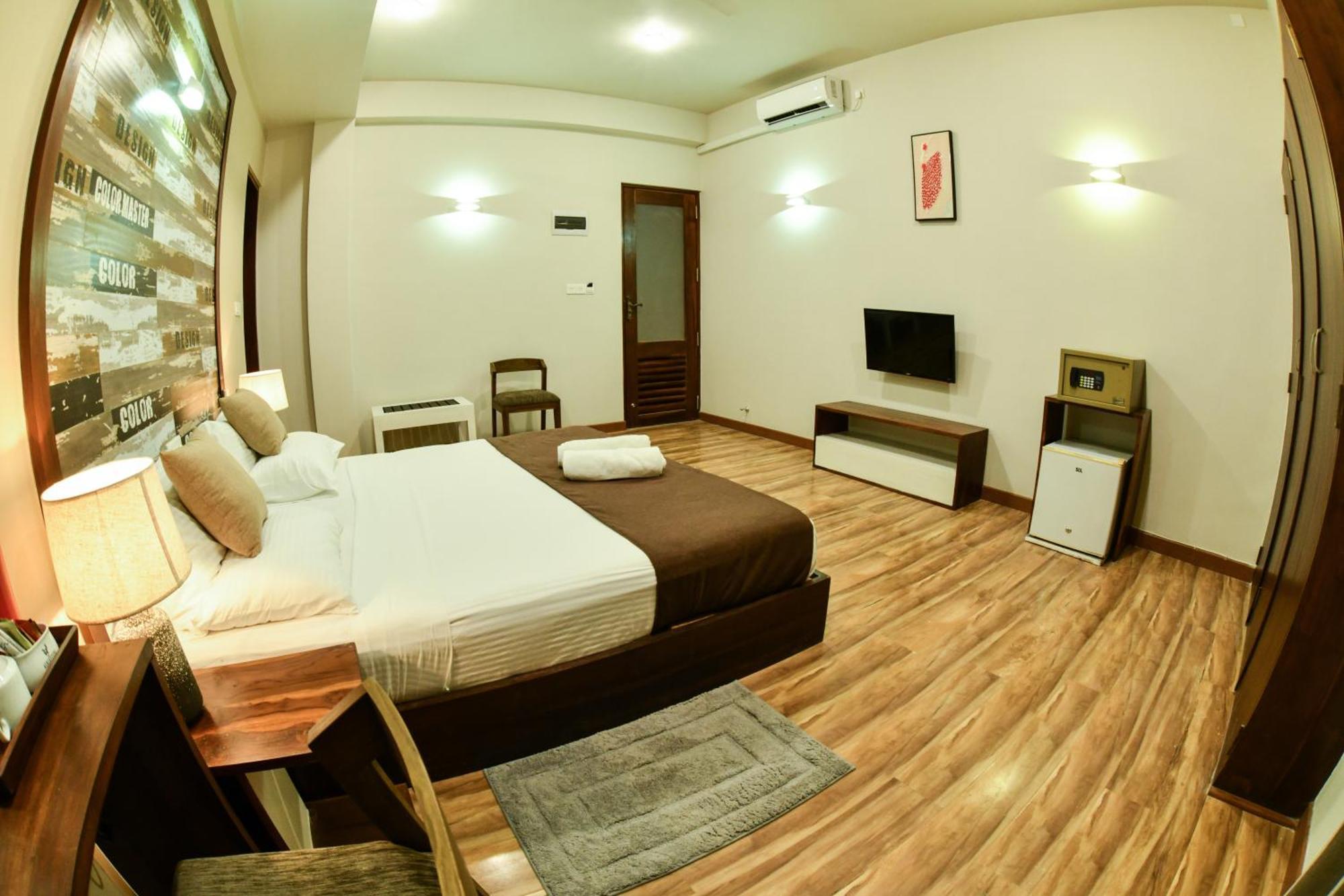 Hiriketiya Beach Resort ディックウェラ エクステリア 写真
